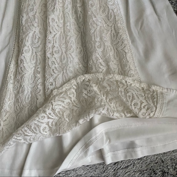 IN THE BEGINNING WHITE•LACE•SUNDRESS•DRESS•SHORT DRESS•EMPIRE WAIST•DEEP V•SMALL - Picture 9 of 13